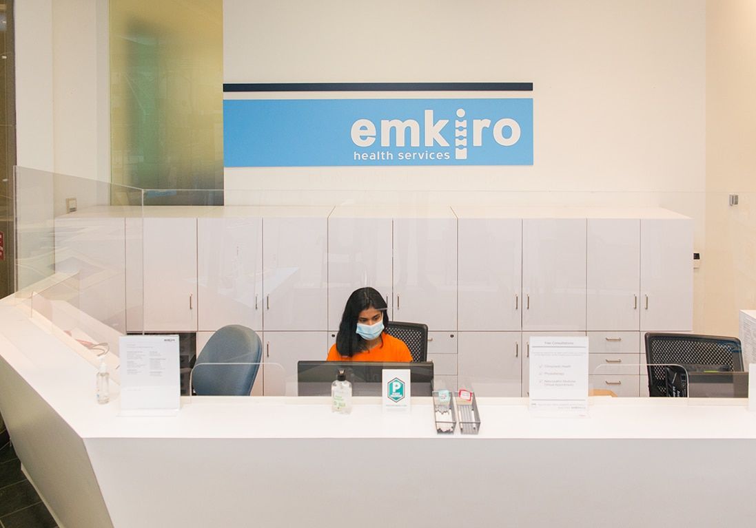 emkiro reception desk top view lg